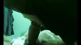 Seksi cura s loptom u pornici money rupi u ustima teško je kažnjena