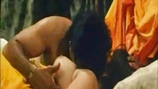 Dva kinky frajera pornići u šumi napadaju jednu otrcanu curu u različitim položajima i tjeraju je da puše kurac